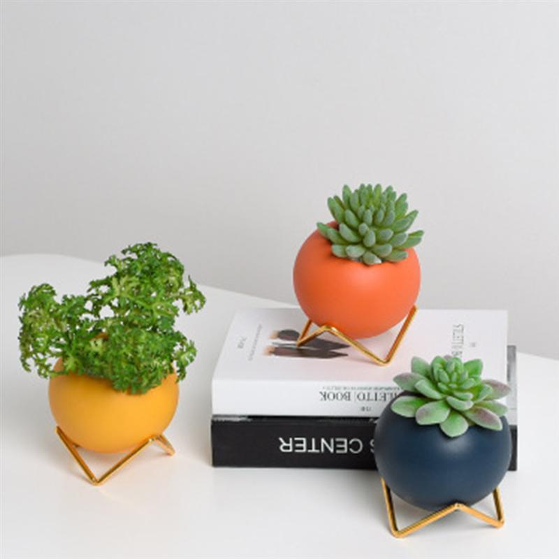 Luma Planters - Abstract Plant Pots