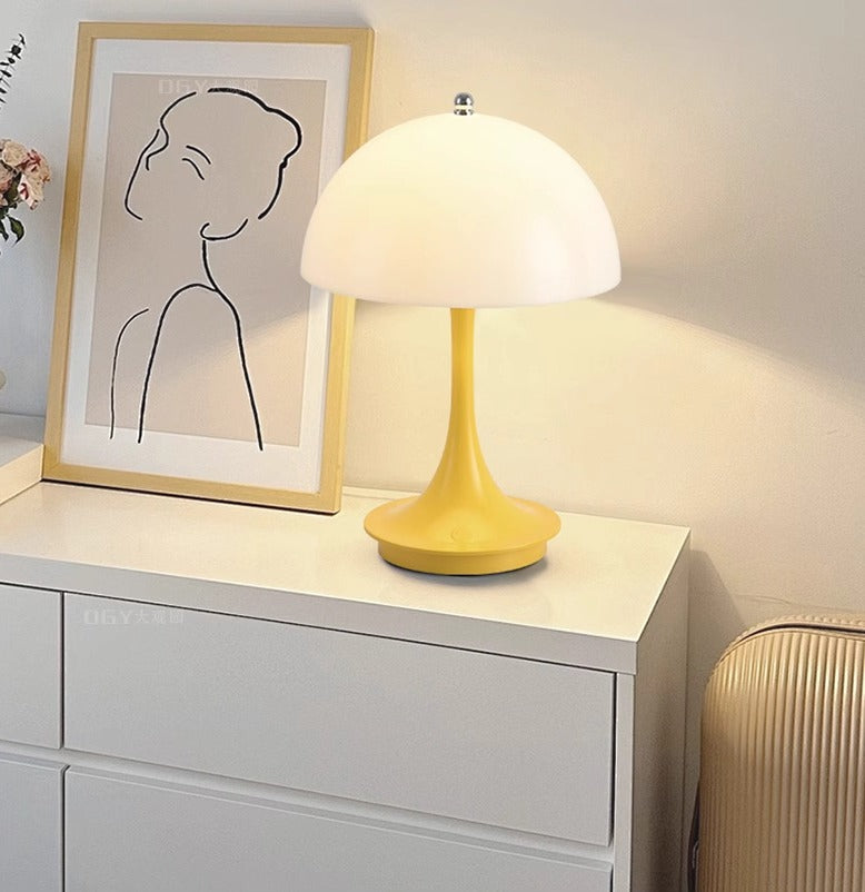 Mushroom-like - Mushroom table lamp