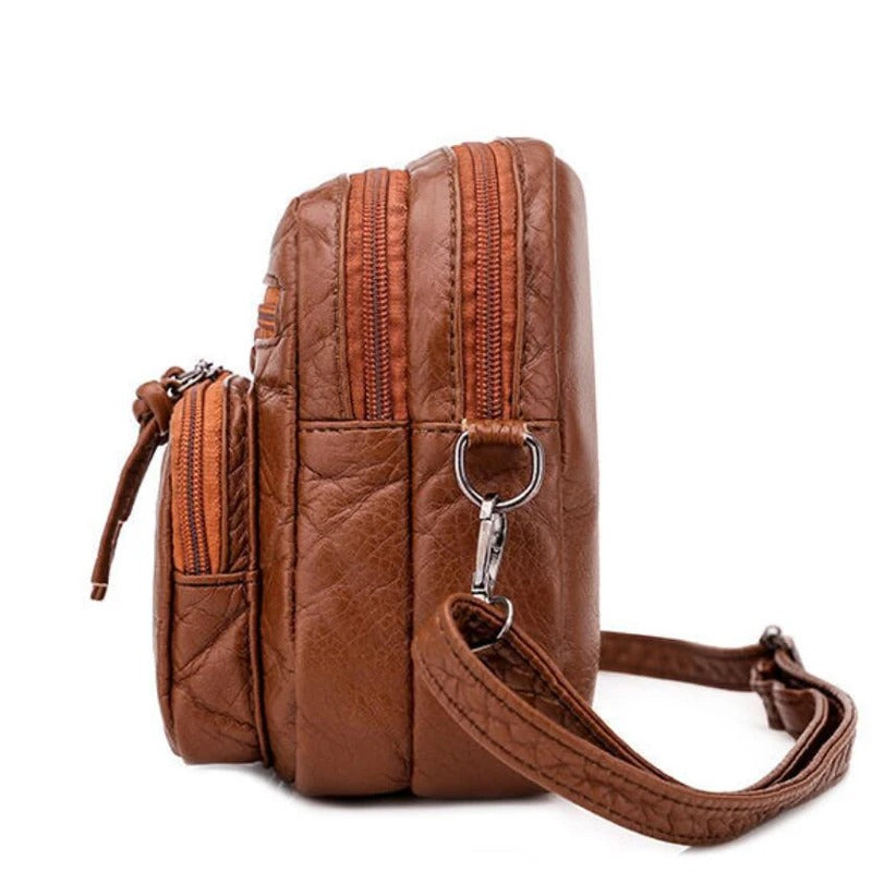 Izzy - Stylish shoulder bag with adjustable strap