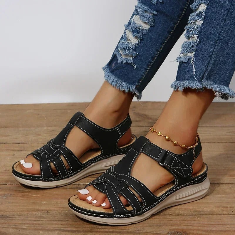 Sierra - Fashionable open-toe sandals