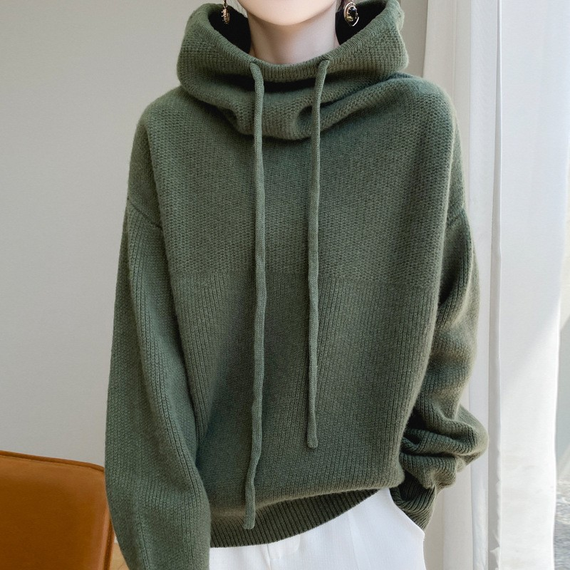 Relaxed fit knit hoodie - Wide turtleneck - Casual elegance for everyday wear