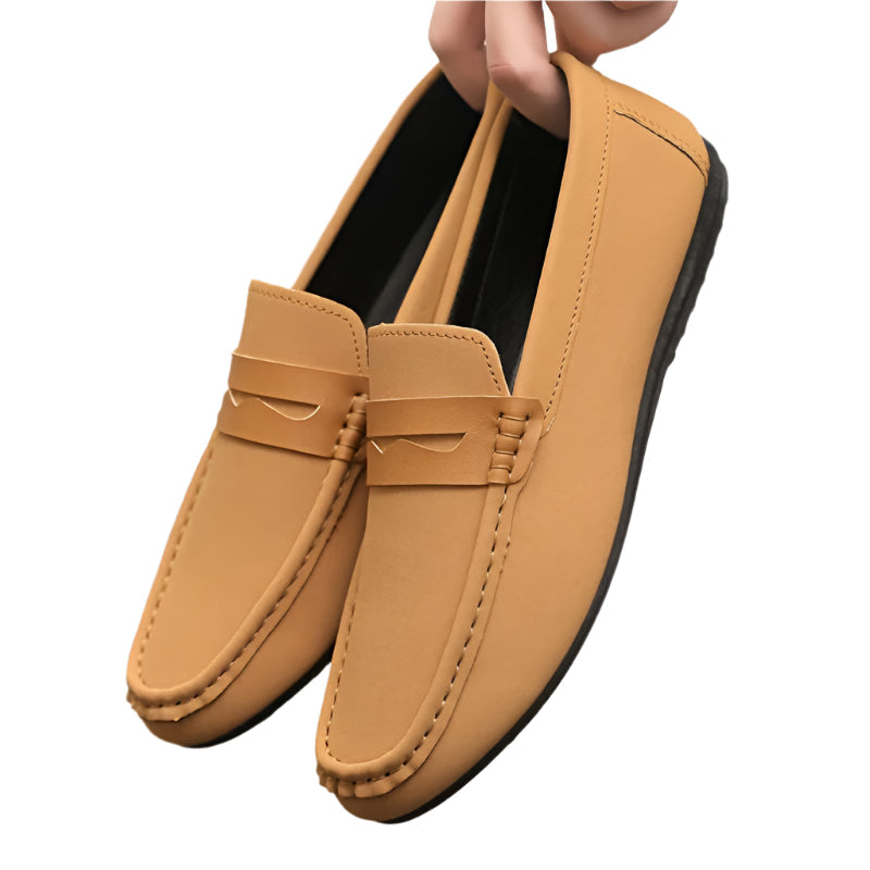 Raymond – Classic slip-on loafers with a round toe