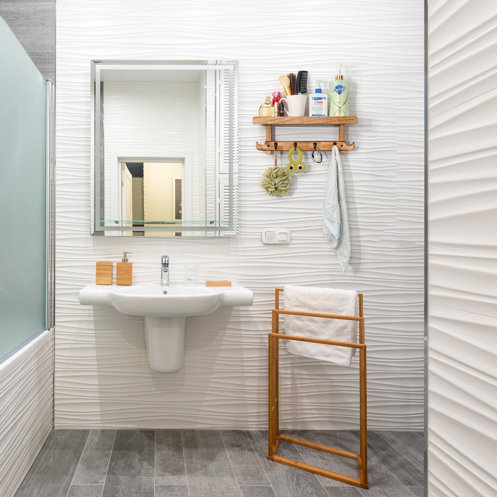 Storiva - Wall-Mounted Coat Rack