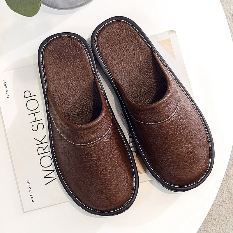 Hugo | Comfortable Vegan Leather Slippers – Luxurious and Relaxed