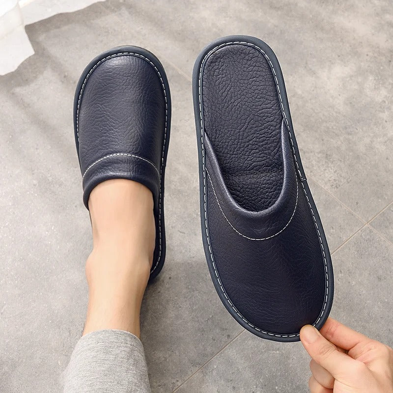 Hugo | Comfortable Vegan Leather Slippers – Luxurious and Relaxed