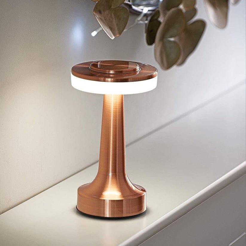 Ilumia - Rechargeable Table Lamp
