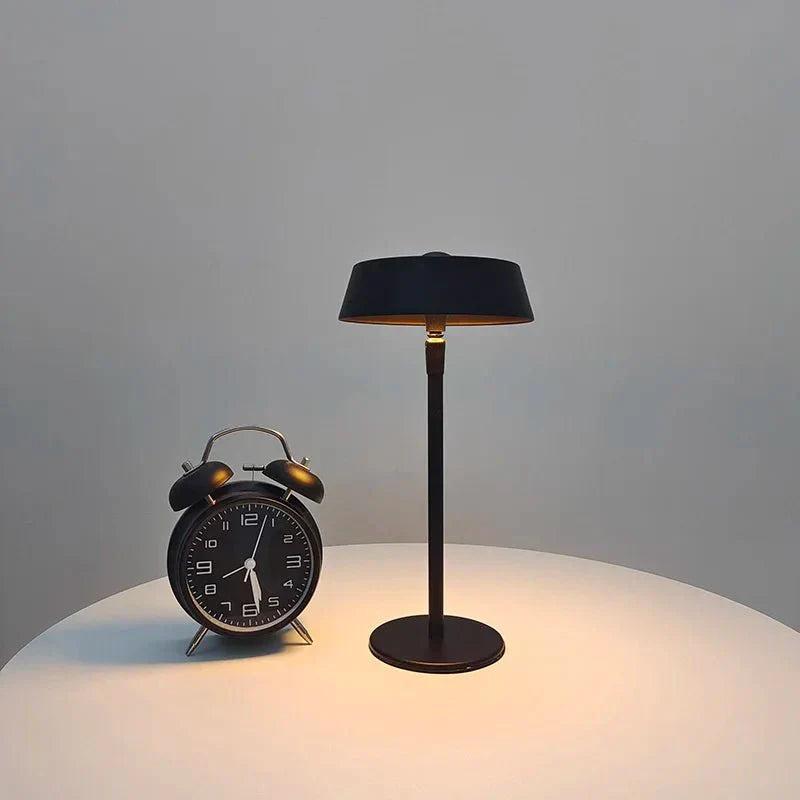 Radiant – Minimalist Table Lamp