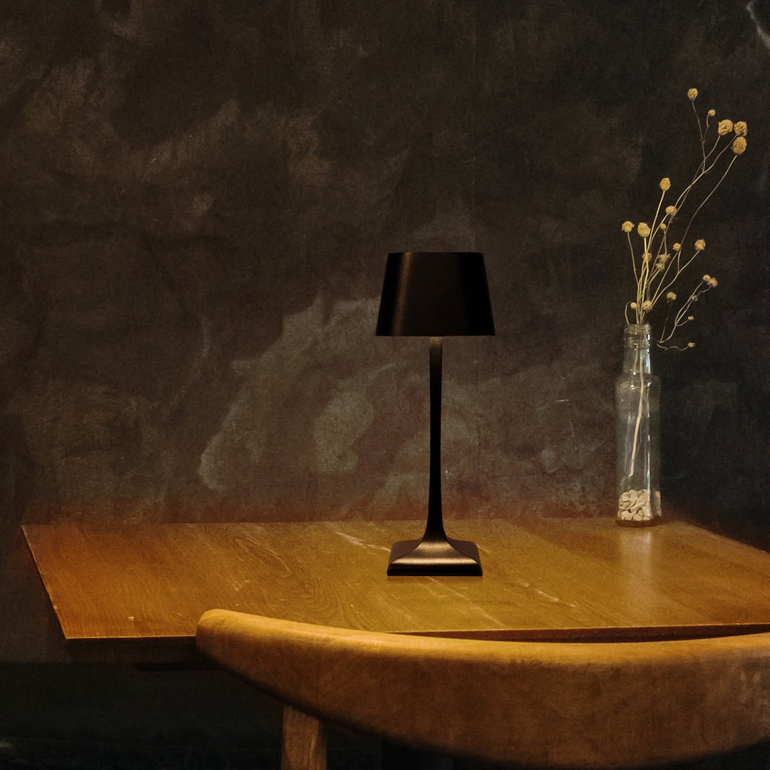 Grisara - Wireless Touch Lamp