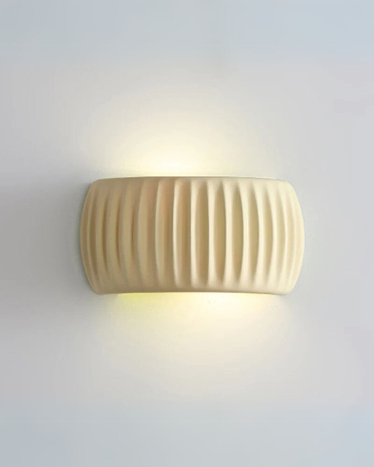 Lumavea - an elegant wall lamp with an artistic wave silhouette
