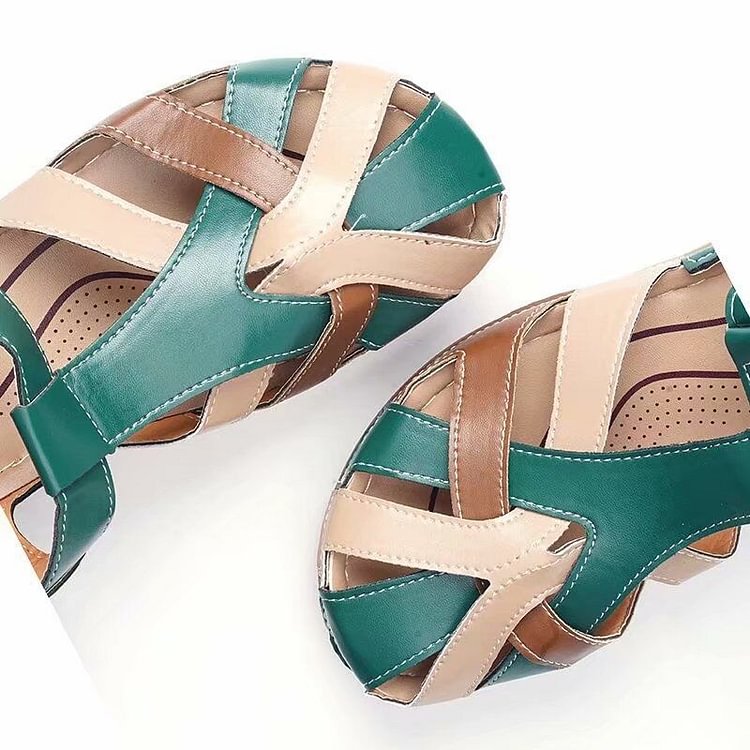 Ellen - Lightweight sandals with breathable straps