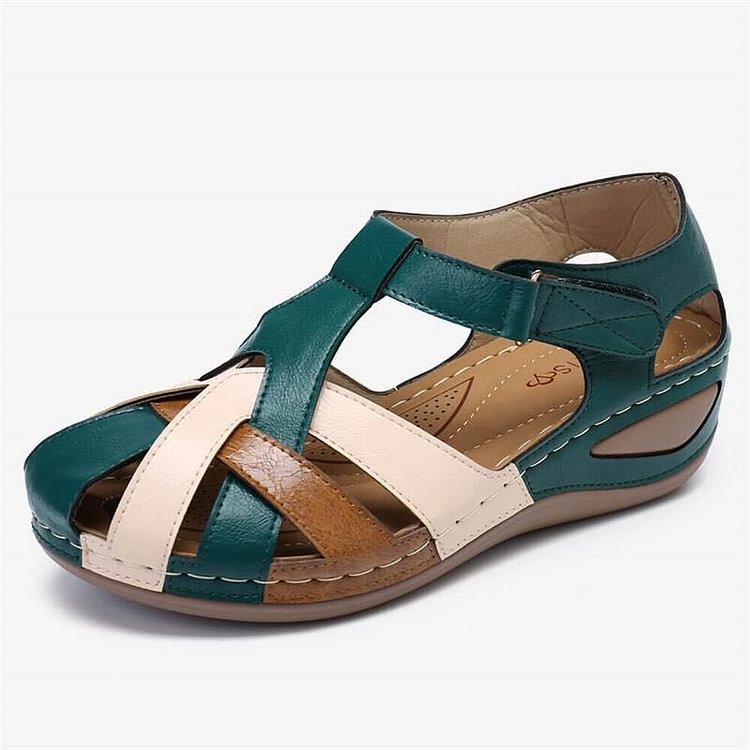 Ellen - Lightweight sandals with breathable straps