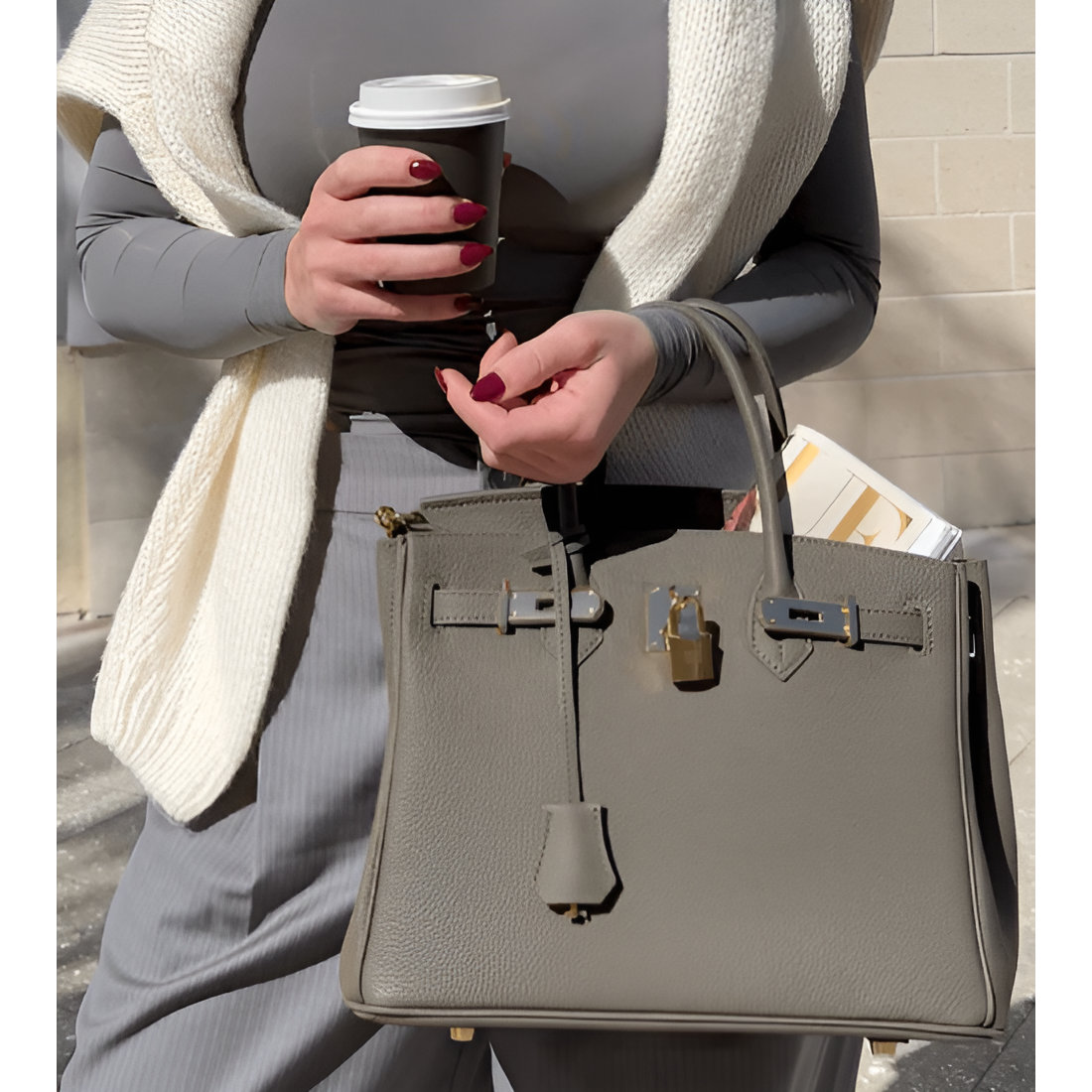 ビクトリア - 洗練された広々とした内部ハンドバッグ