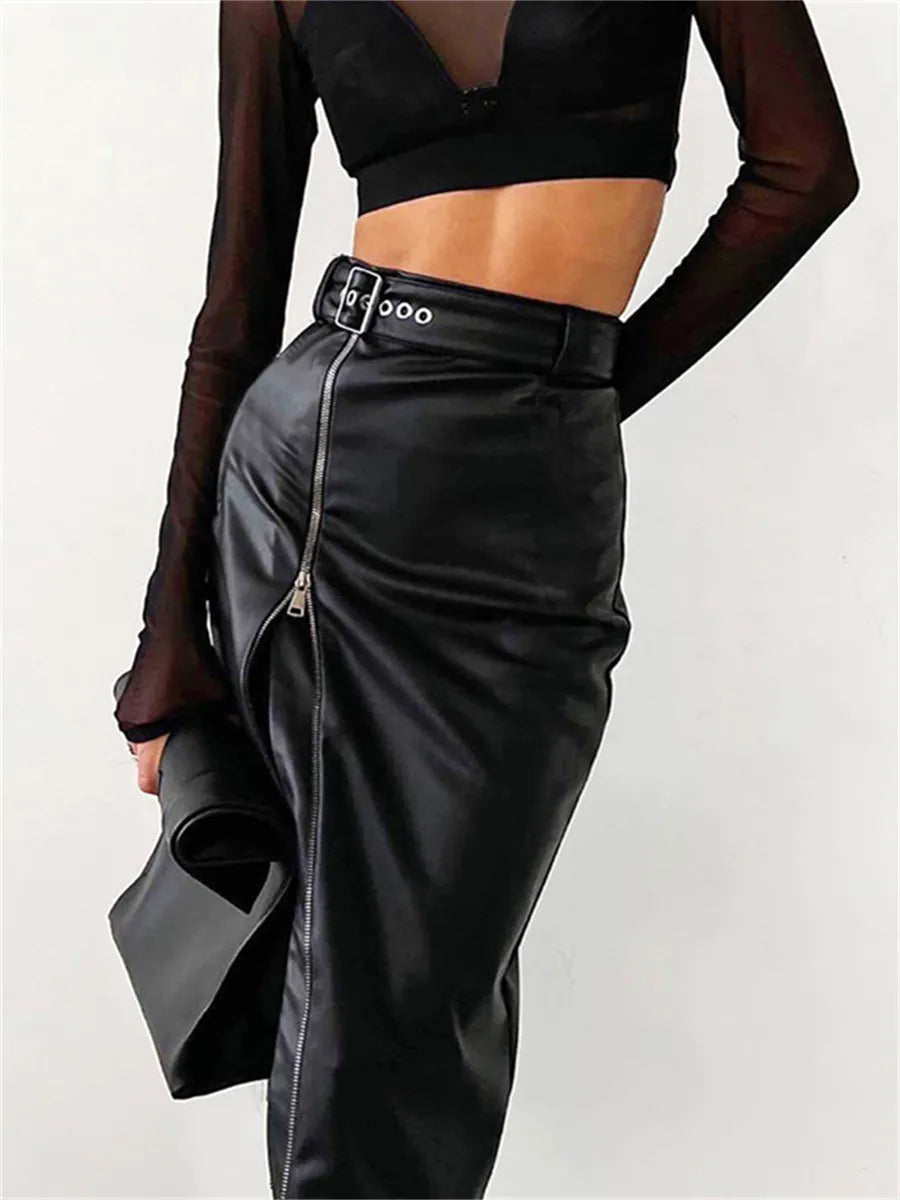 Yuna - Elegant pencil skirt made of PU leather.