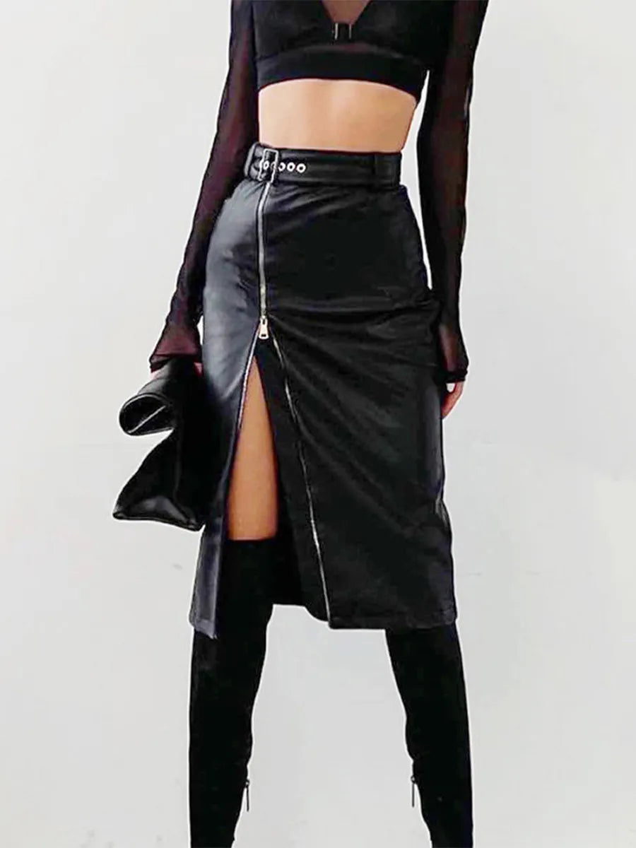 Yuna - Elegant pencil skirt made of PU leather.