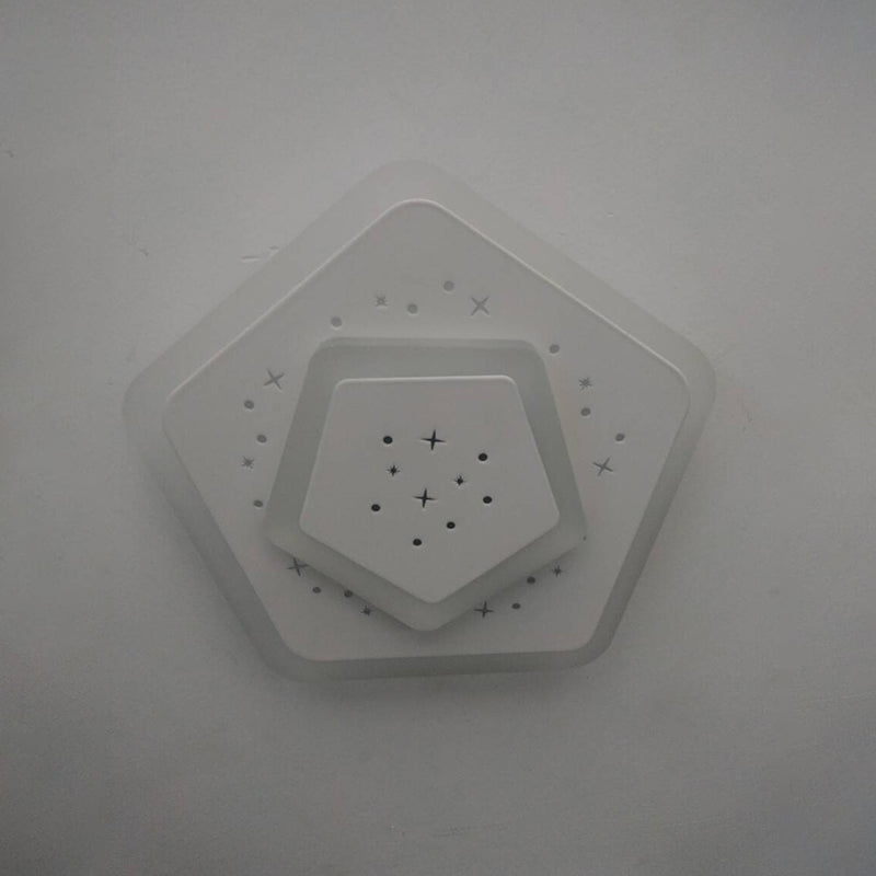 セレスティア – アクリル製 LED スターリー スコンス