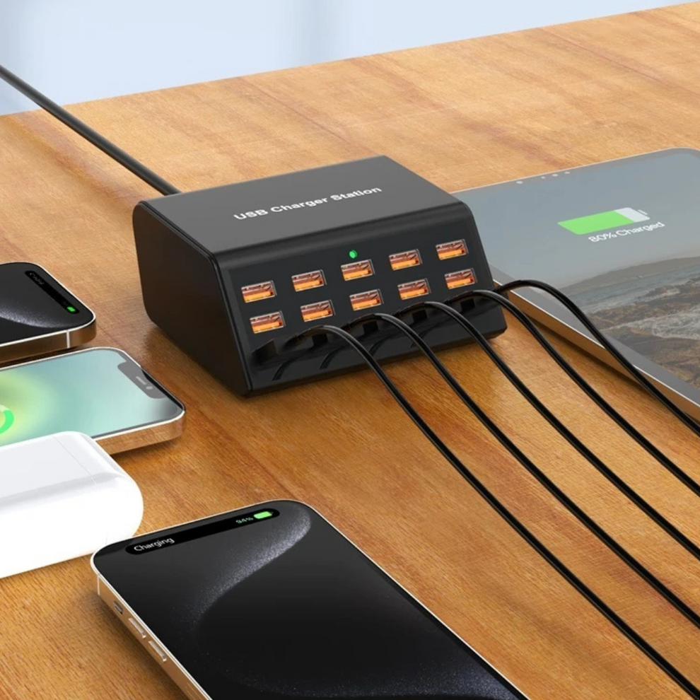 チャージストリーム – 100W出力の15ポート充電ステーション