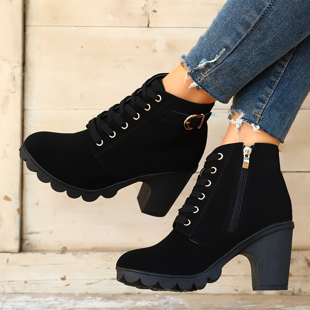 Hina Non-Slip Boots