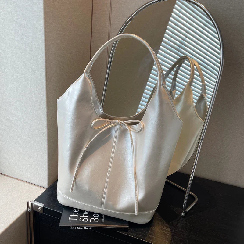 リボン風トートバッグ