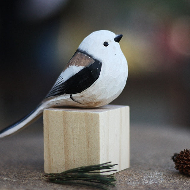 ティンバーテイルズ - ユニークな木製の鳥