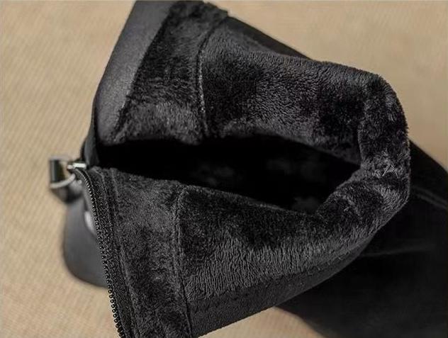 アーニャ – シックなバックジップ開閉ブロックヒールブーツ