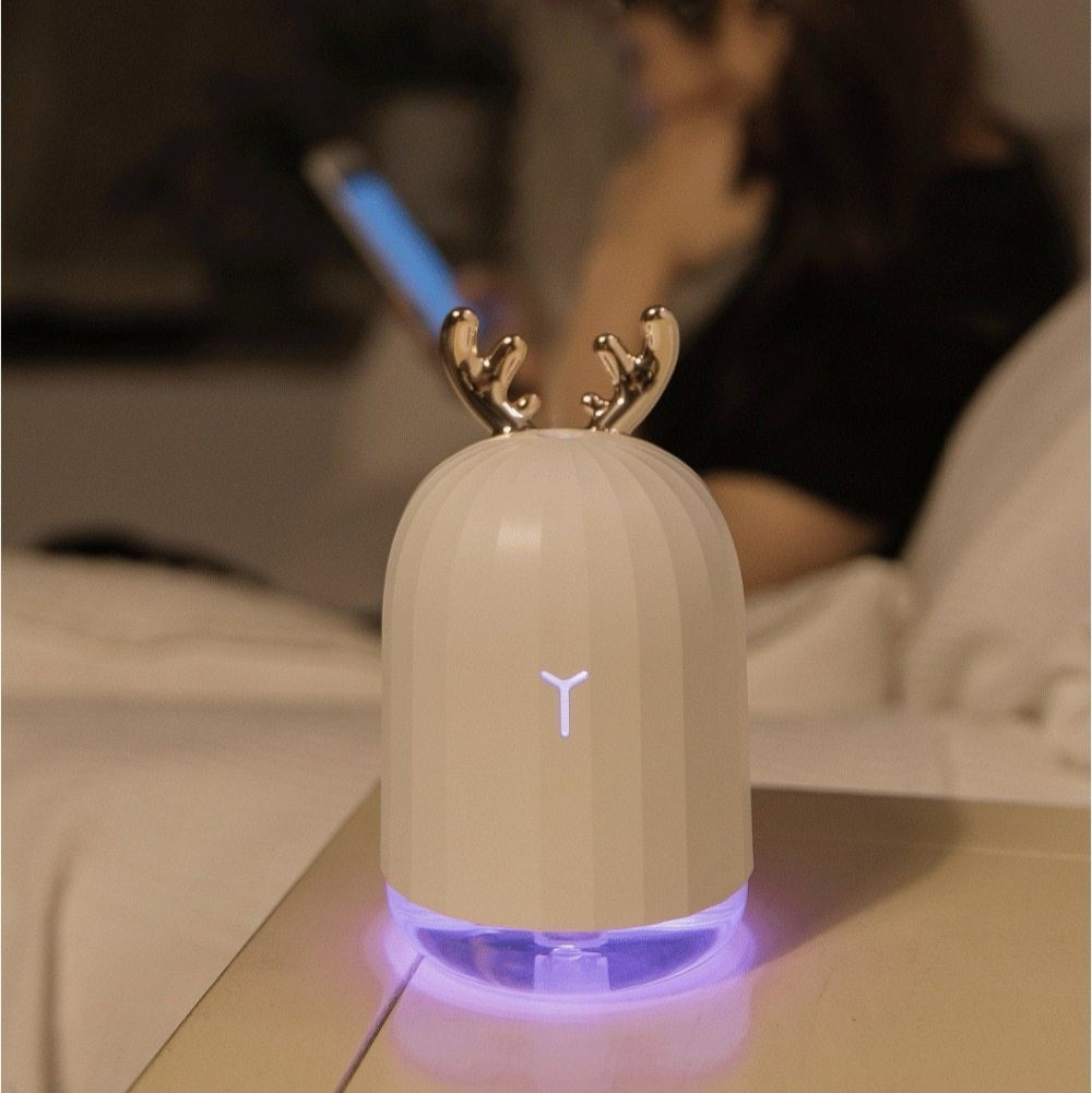 アントレラ - 柔らかな光を放つかわいい鹿の角型加湿器